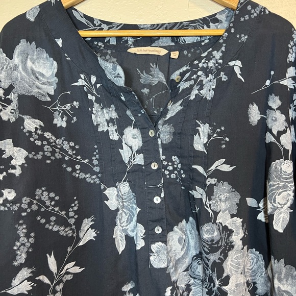 Soft Surroundings 2X Blue Floral Pintuck Cotton Blouse Roll Tab Sleeves - Picture 5 of 7